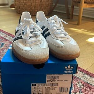 adidas samba decon white black gum NEVER worn shoes